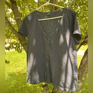 Old Navy Short Sleeve Button-Up, Size Medium